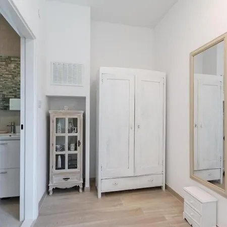 And Poesia Appartement Split