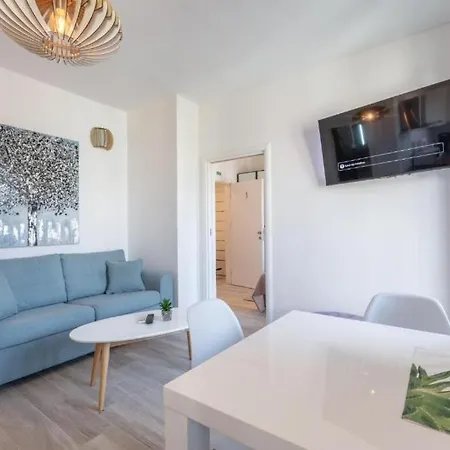 Apartment And Poesia Split