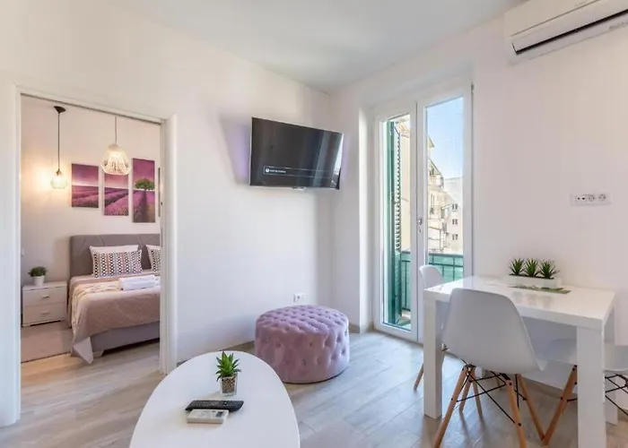 And Poesia Lägenhet